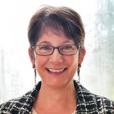 Lisa Herron's Instagram, Twitter & Facebook