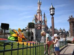 Laat u betoveren door deze wereld vol magie en avontuur. Disneyland Parijs Voor Peuters Kleuters De Top Attracties Voor Kleintjes