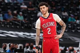He appeared to hurt the finger trying to grab a rebound tuesday against golden state. Lonzo Ball Says Bulls Are The Perfect Place For Him After Pelicans Sign And Trade Bleacher Report Latest News Videos And Highlights
