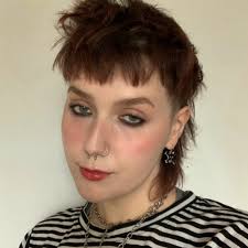 Cosmetic Management Alumnae Speaks About How to Create Positive Change in  the Makeup Industry