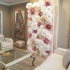 Decorar una casa con nuestras propias creaciones es una de las cosas que más personalidad le aporta a la misma… actualmente el hecho de decorar nuestra casa con flores se encuentra en auge. 31 Ideas Para Decorar Con Flores De Papel