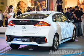 Miliki kereta idaman anda sekarang dengan mudah apabila anda berurusan dengan. 2016 Hyundai Ioniq 1 6l Hybrid Launched In Malaysia Priced At Rm103k Rm114k Autobuzz My