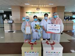 Tin tức xã hội, sao việt nam, quốc tế nổi bật,nóng nhất trong ngày hôm nay cập nhật liên tục 24 giờ. Fpt Va Tá»· Phu Pháº¡m Nháº­t VÆ°á»£ng Ä'Æ°á»£c Vinh Danh Trong Cuá»™c Chiáº¿n Chá»'ng Covid 19 Táº¡i Chau A Vtv Vn