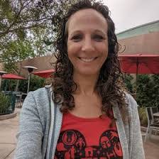 Danielle Sees's Instagram, Twitter & Facebook