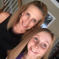 Karen Pettit (@KarenPettit8)