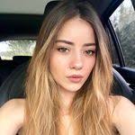 Melissa Medved's Instagram, Twitter & Facebook