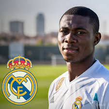 Former Ghana striker Dominic Adiyiah 🇬🇭❤️