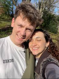 Hi! Me and my partner are looking to move to Taunton for work, starting in  October. We're looking to rent ideally a 2 bed place, with parking. Budget  is around £1000-£1100 a