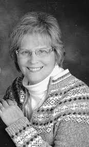 Martha Albers's Instagram, Twitter & Facebook