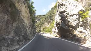 La strada della forra è un capolavoro unico al mondo, una tortuosa lingua incastonata nella. Strada Della Forra In Moto Gole Tremosine 2017 Youtube