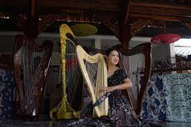 Kita tahu dua jenis gitar harpa akustik dan listrik. Harpa Silang Lebih Mudah Untuk Berbagai Jenis Musik Gaya Hidup