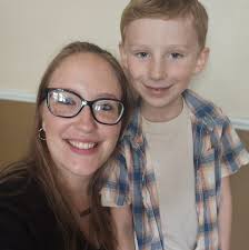 What are some homeschooling options and socialization ideas for kids?