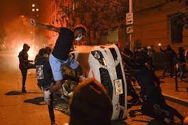 Check spelling or type a new query. Zamieszki W Usa 2020 Zdjecia I Wideo Ameryka Plonie Protesty Z Minneapolis Rozlaly Sie Na Caly Kraj Donald Trump Z Rodzina Ewakuowany Polska Times