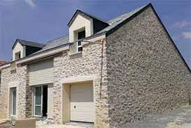 Exemple de devis ravalement de façade notre exemple de devis ravalement de façade comprend le chiffrage de l'échafaudage et des différentes protections, la préparation des supports, la projection de l'enduit ainsi que la finition choisie par le client, afin de vous aider à chiffrer aux mieux vos travaux. Prix D Un Ravalement De Facade Au M2 En 2021