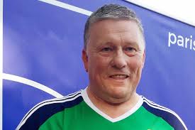 Football fans from across Ireland honoured for sportsmanship by Paris mayor 