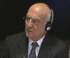 غيب الموت المهندس غالب عبد اللطيف احمد الشماع الذي سيوارى في الثرى بعد صلاة  عصر اليوم الاربعاء في جبانة صيدا .. والراحل غالب أحمد الشماع ، كان يُلازم  الرئيس الشهيد رفيق الحريري