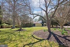 4002 Springfield Ln, Wilmington, DE 19807