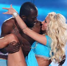 Together with her brother, patrick menzinger. Let S Dance Hans Sarpei Macht Sich Frei Llambi Ist Schockiert Bilder Fotos Welt