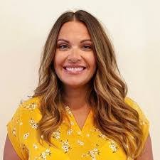 Karla Sanders's Instagram, Twitter & Facebook