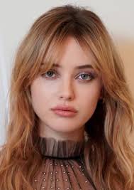 Fan Casting Katherine Langford as Annie Brackett in HALLOWEEN: A24 Series  (2024)