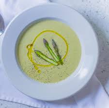 Spargelsuppe Fur Die Ganze Familie Perfekt Rezept Spargelsuppe Spargel Suppe