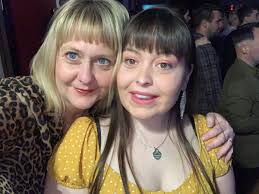 Emma Anthony (@anthonycwmrisca)