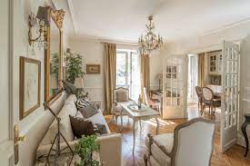 The Beautiful Design Style Of Paris Chic What The Inside Of A Paris Apartment Looks Like And How You Can Paris Living Rooms Parisian Decor Parisian Style Home