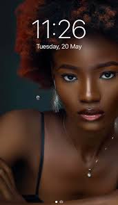 Hi, something strange happened to me. I used to have nice wallpapers with  the MX Linux logo like the one I show you in the picture. I installed by  mistake a wallpaper