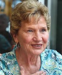 Janie Browning's Instagram, Twitter & Facebook