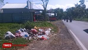 Kini rumah makan lestari hadir di pantai indrayanti untuk membantu dan memudahkan para wisatawan dalam memenuhi kebutuhan akomodasi, baik makan pagi, makan siang ataupun makan malam selama berwisata di pantai indrayanti dalam bentuk paket makan prasmanan maupun paket. Welcome To The Blog