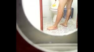 Quay lén trai tắm - XNXX.COM