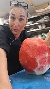 Day 8 of working 💪 and here goes to this u agree peeling watermelon 🍉 but  🍄 mushrooms nee man. N mens mors nie so met kos nie. Μέρος 4