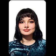 Cassandra Mcguire's Instagram, Twitter & Facebook