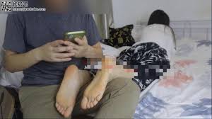 FetiSale - Video 【V公子】青春白袜萌妹被约来肆意闻舔脚丫，非常享受