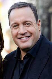 The star's most important role to date has been that of husband and father of four children, and his family life has shaped the kind of roles he prefers to play. Kevin James Starportrat News Bilder Gala De
