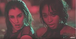 Sara Becerra (@sarabecerrar)