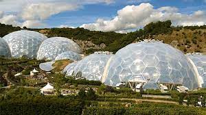 The royal train is on its way west to cornwall today where the g7 meeting commences. Eden Project Ort Der Transformation