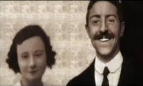 I have a quick question....how do u tell if spider is F or M.