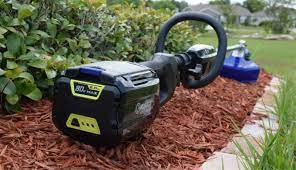 You'll need that screwdriver again, but simply turning the line cutter the opposite direction will shorten the line up for you. Kobalt 80v String Trimmer Review Pro Tool Reviews