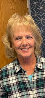 Lori Fitz's Instagram, Twitter & Facebook