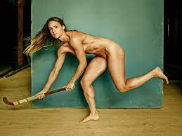 Topless Female Athletes - 65 photos