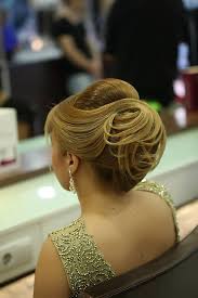 2014 Topuz Sac Modelleri Http Www Nurettinesengul Com Sac Modelleri Topuz Modelleri Coiffure Maquillage Idees De Coiffures Belle Coiffure