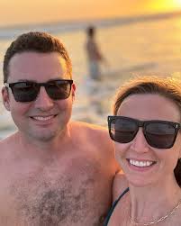 Nosara photo dump ☝🏻of✌🏻 Beach sunsets, fancy cocktails, delicious food,  pool days, fun waves, date nights. We 💛 Costa Rica Can't wait to go back,  next time I'll remember to take more