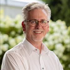 Dustin Mccune's Instagram, Twitter & Facebook