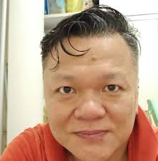 How to fix a difficult to open and close bifold toilet door?