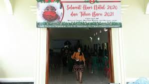 Lebih detailnya contoh kata pengantar yang baik itu adalah kata pengantar yang isinya mencakup dari rangkuman bab yang telah kita sampaikan baik itu makalah maupun karyatulis. Natal Tanpa Perayaan Di Majalengka Ibadah Misa Hanya 1 Jam Bagian 1