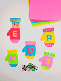 Fold on the dotted lines. Diy Christmas Gift Card Holder Printable Mittens Template Merriment Design