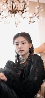 Yeji, chaeryeong, lia, yuna] i don't wanna be somebody just wanna be me, be me i wanna be me, me. Yeji Wannabe Naverxdispatch Like Reblog Spea Tumbex