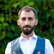 Find & Book a DJ in Tulcea (found 14 DJs)