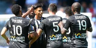 No a hned dvě clermont foot. Ligue 1 Lyon Se Noie Angers Et Clermont Prennent Les Commandes